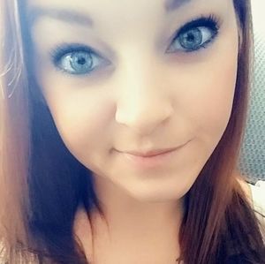 Meet your Posher, Lyndsay